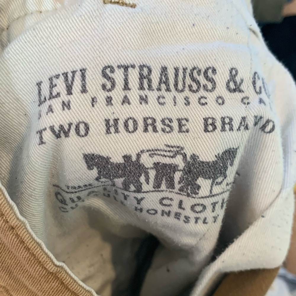 Levi’s,36/30,Two-Horse Brand, Athletic-Fit, Hybrid Khakis, Excellent Condition - Picture 7 of 10